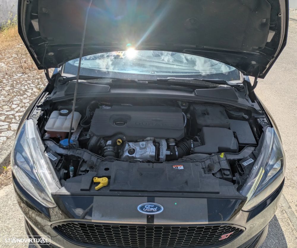 Ford Focus 1.5 TDCi ST-Line - 14