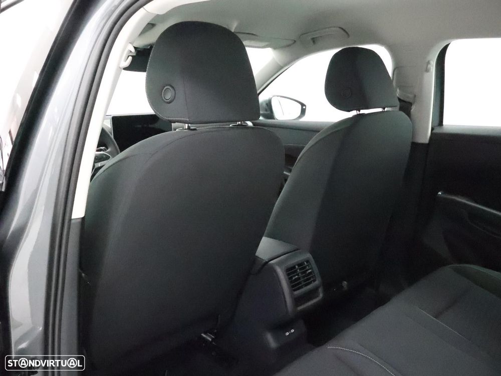VW T-Roc 1.5 eTSI Trend DSG - 26
