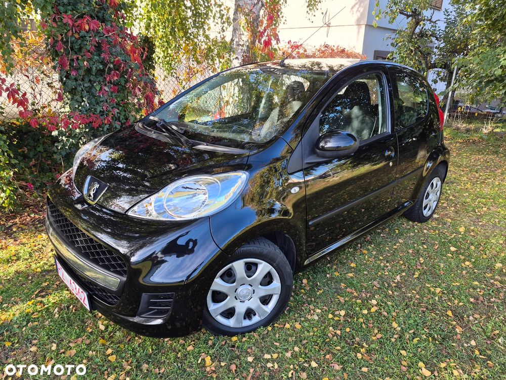 Peugeot 107 2012 photo 3