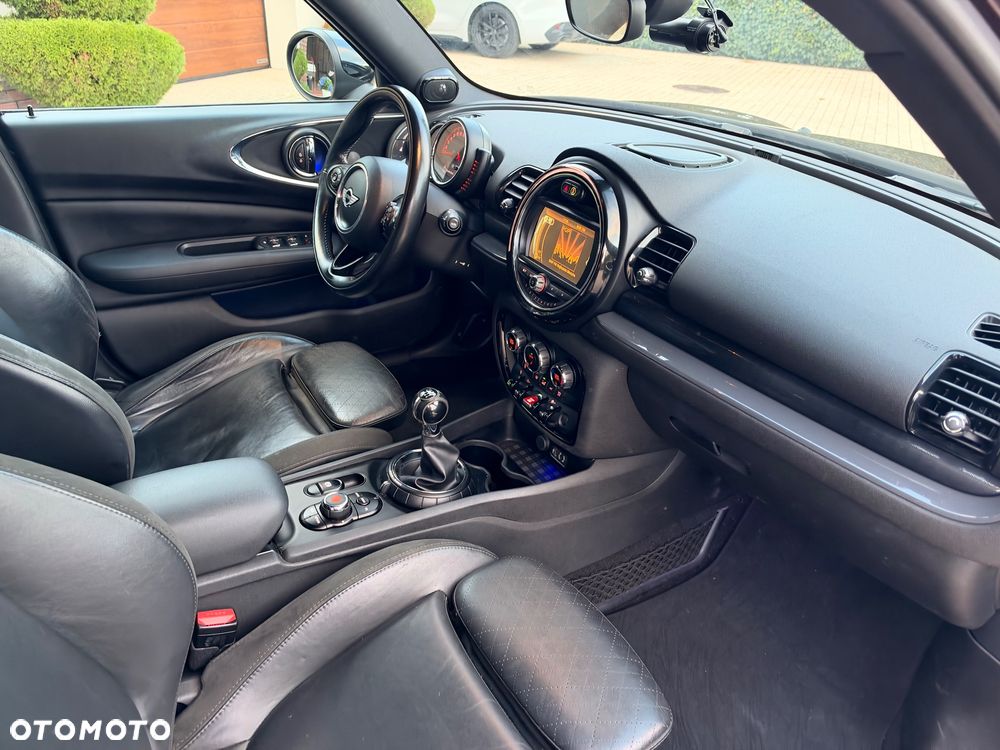 MINI Clubman Cooper D - 27