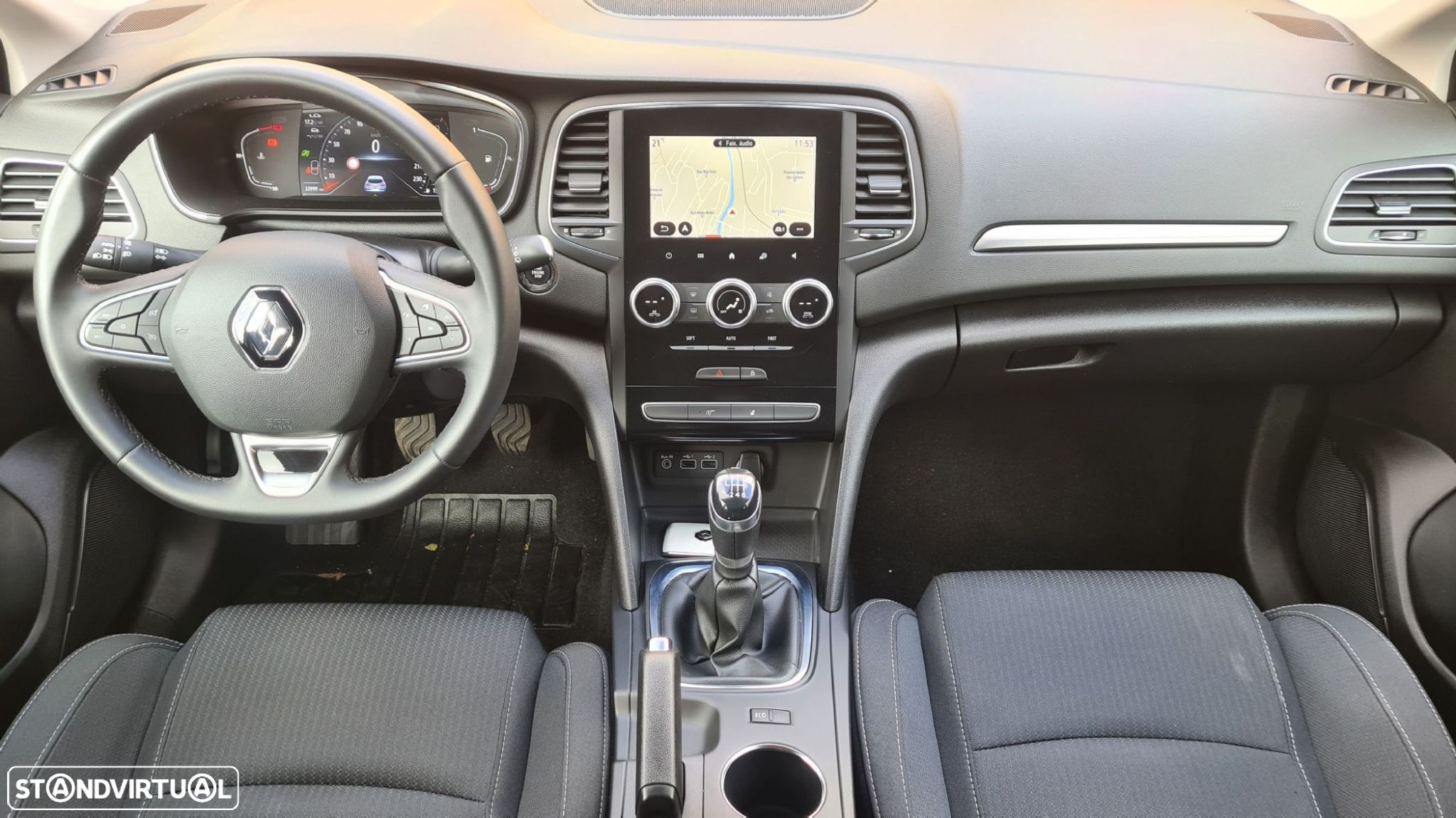 Renault Mégane 1.5 Blue dCi Intens - 10