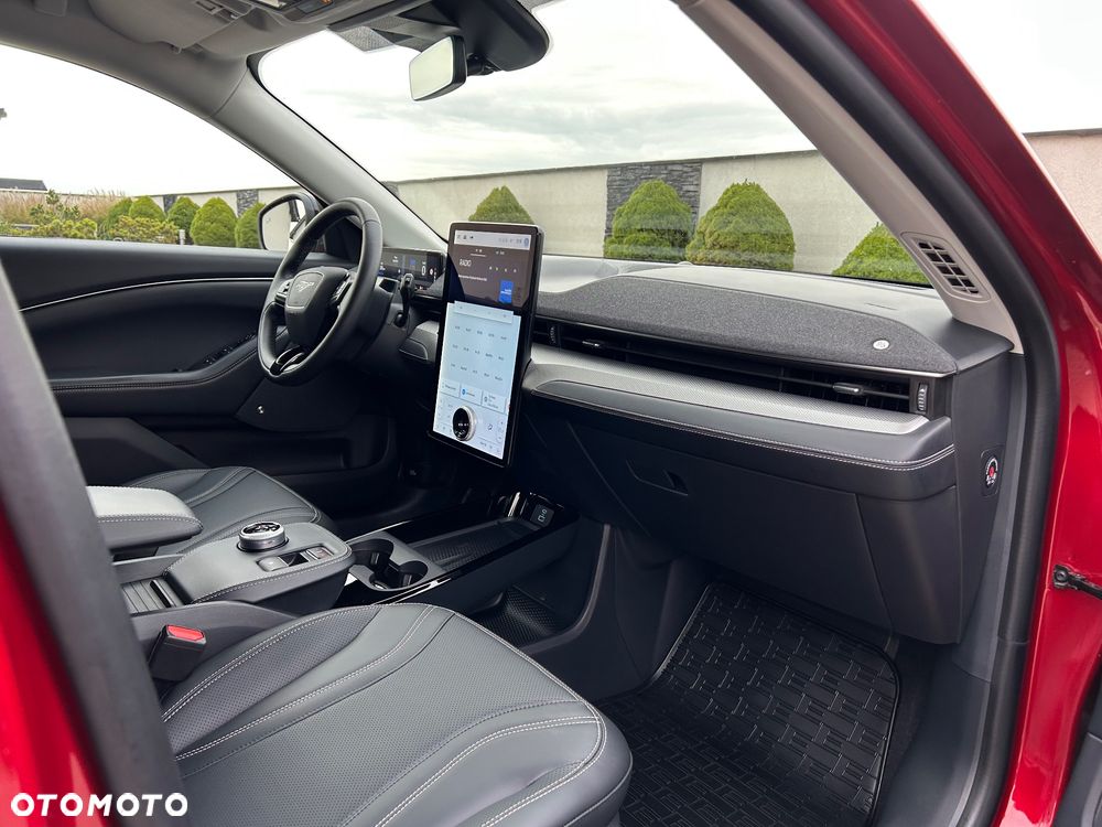 Ford Mustang Mach-E 73 kWh RWD - 18