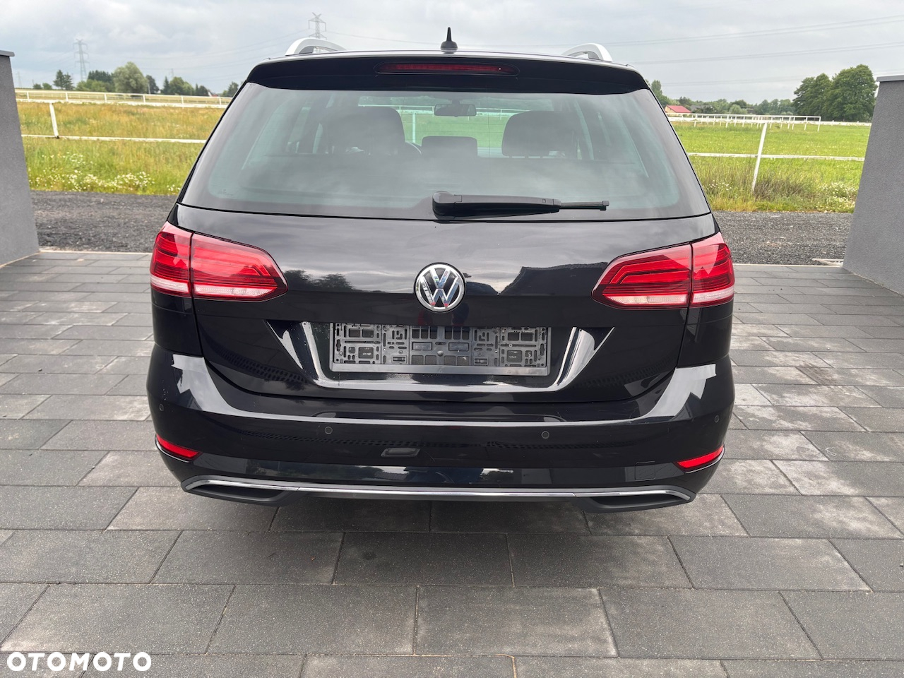 Volkswagen Golf 2.0 TDI DSG Sound - 5