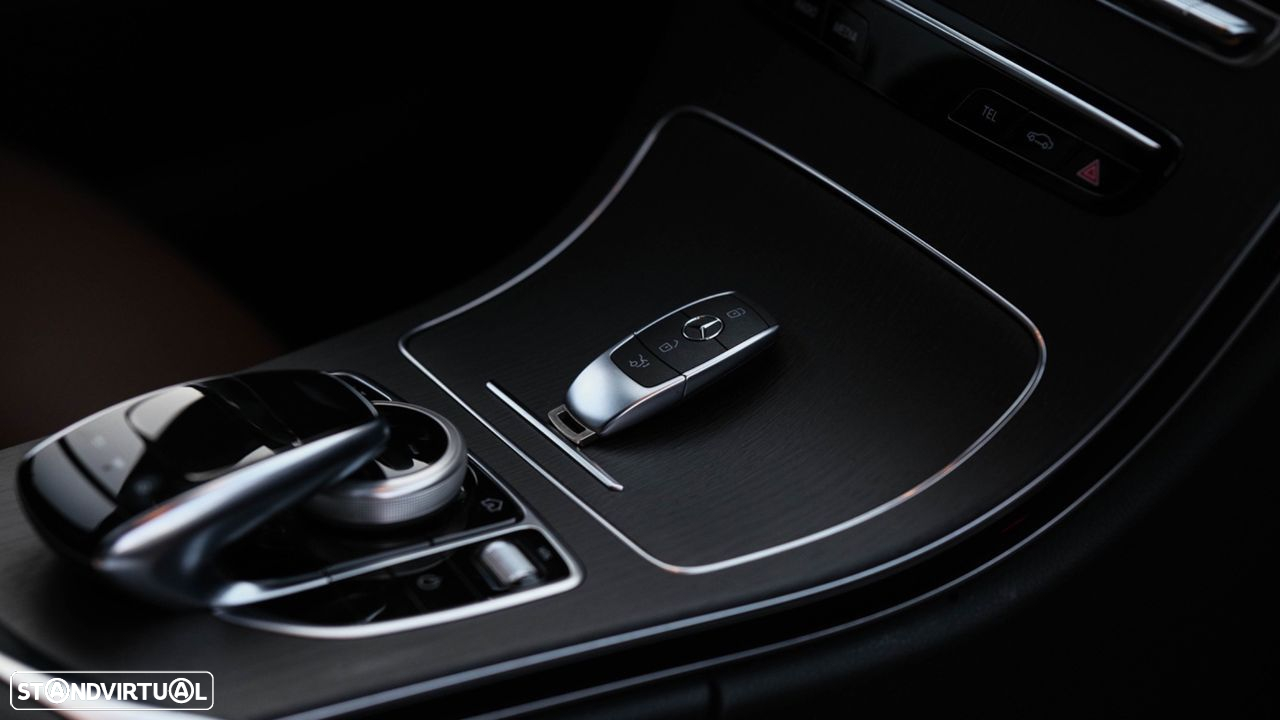 Mercedes-Benz C 220 - 40