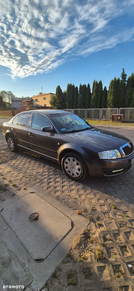 Skoda Superb 2.0 Classic - 6