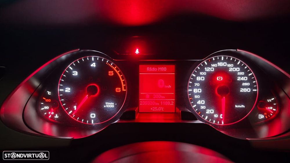 Audi A4 2.0 TDI - 7