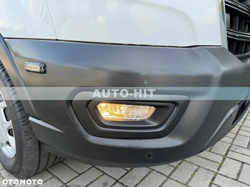 Ford Transit - 26