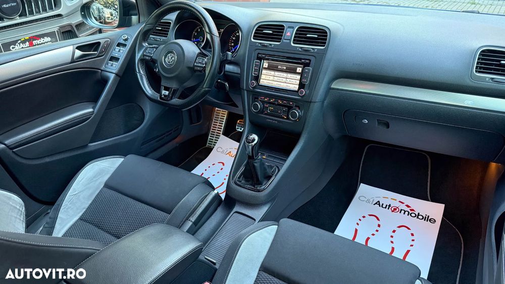 Volkswagen Golf - 12