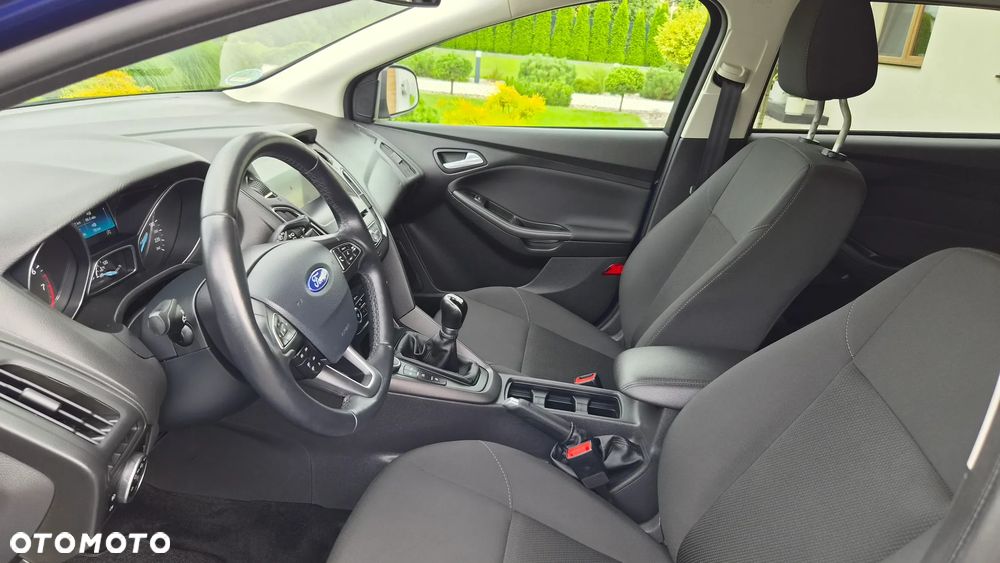 Ford Focus 1.0 EcoBoost Titanium - 18