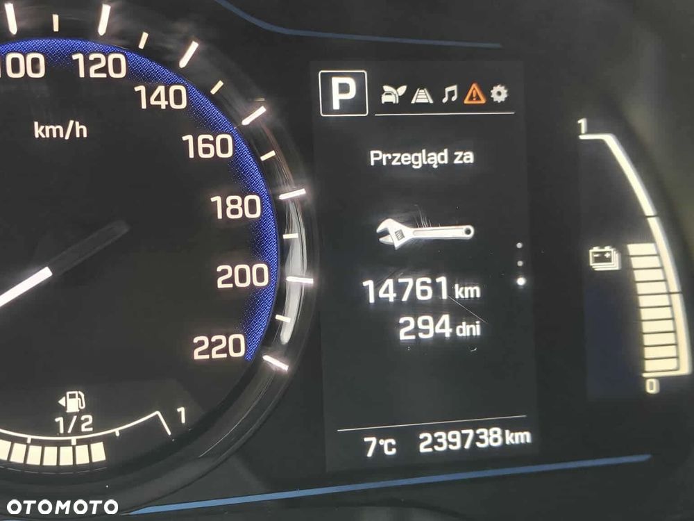 Hyundai IONIQ Hybrid Business - 13