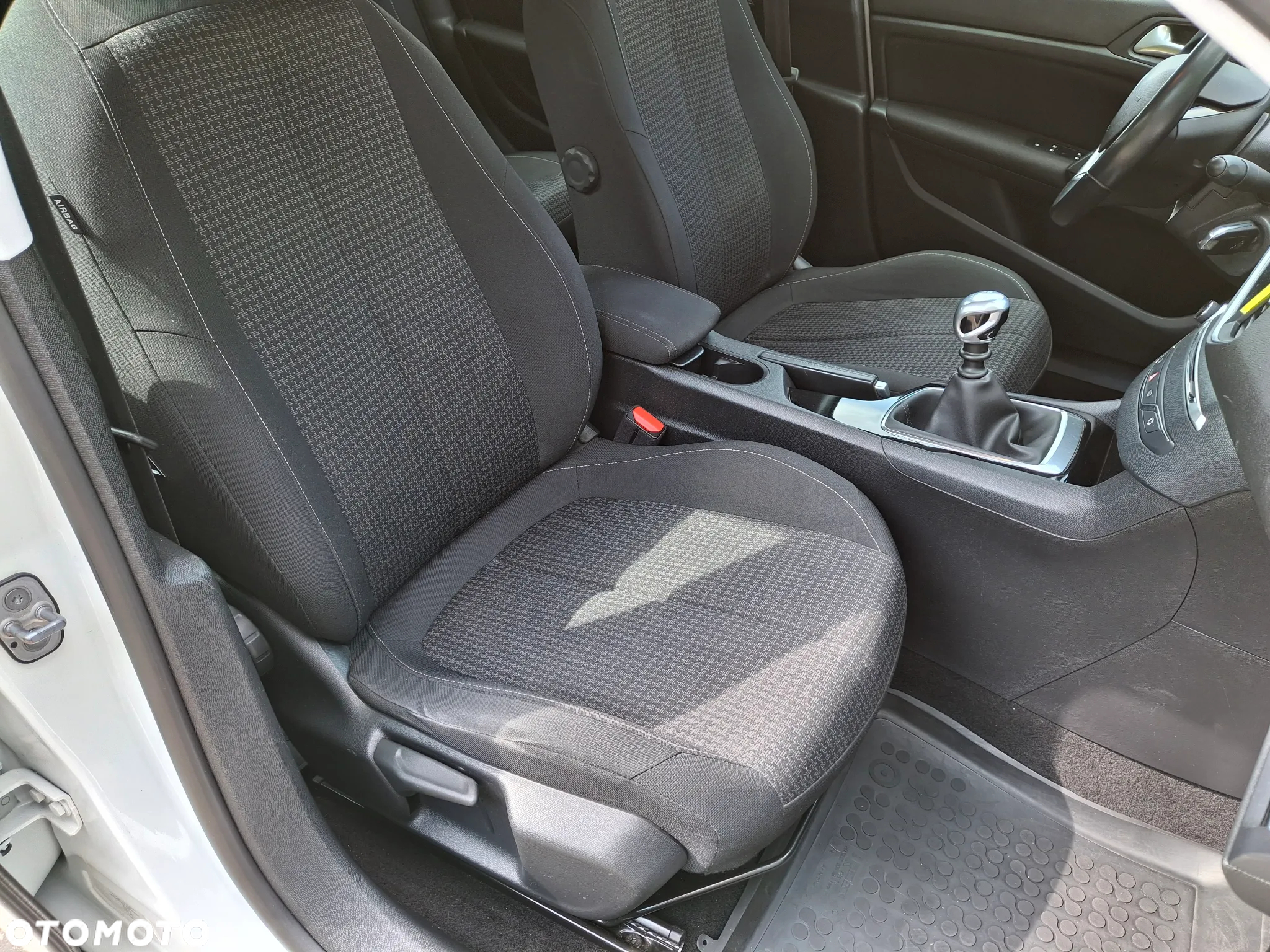 Peugeot 308 1.5 BlueHDi Active Pack S&S - 22