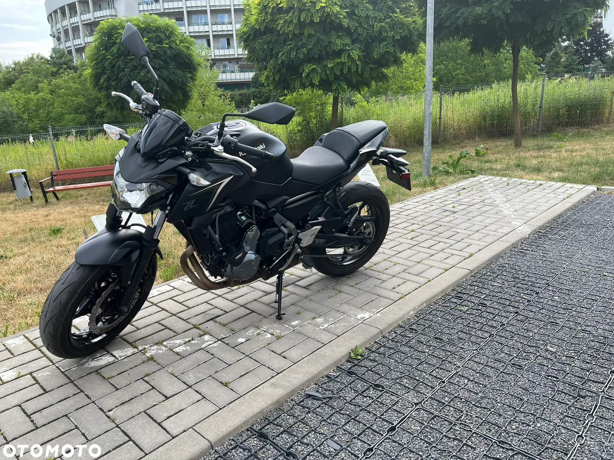 Kawasaki Z 650 - 7