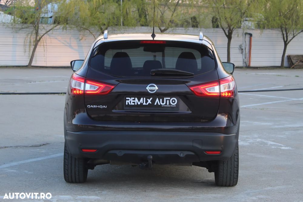 Nissan Qashqai 1.6 DCI Start/Stop 4X4-i Tekna - 8