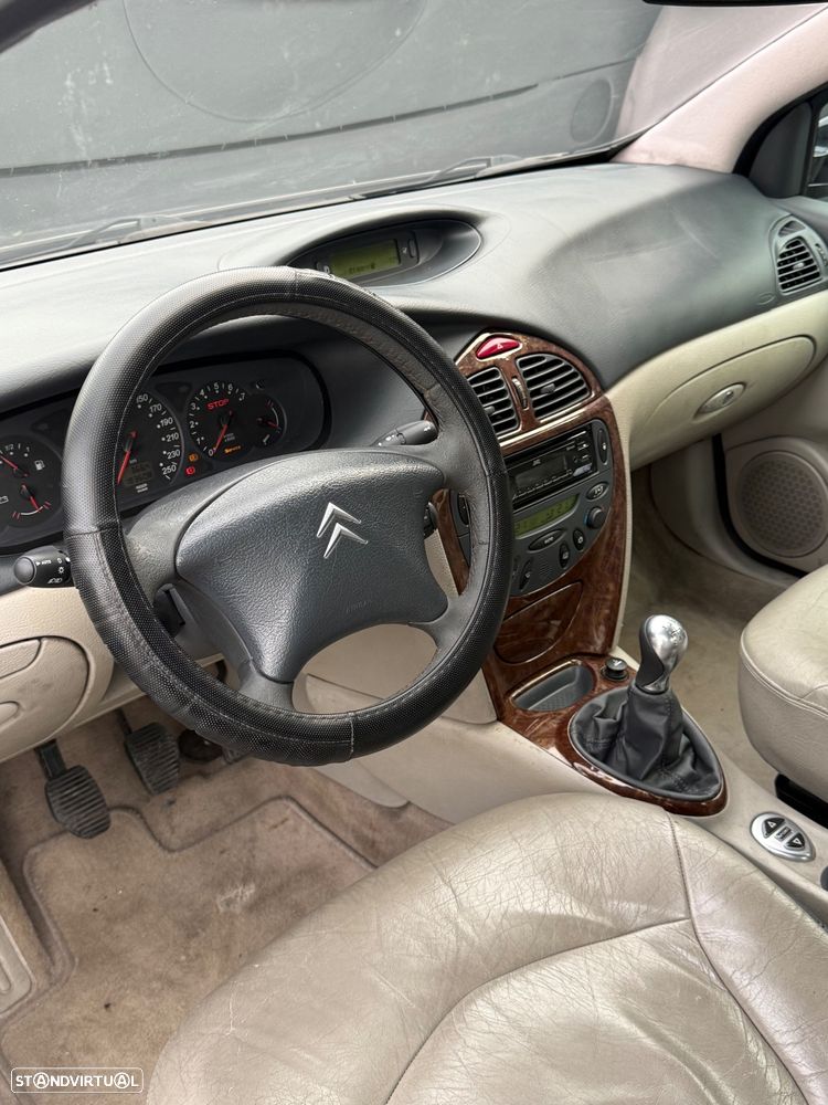 Citroën C5 2.2 HDi Exclusive - 10