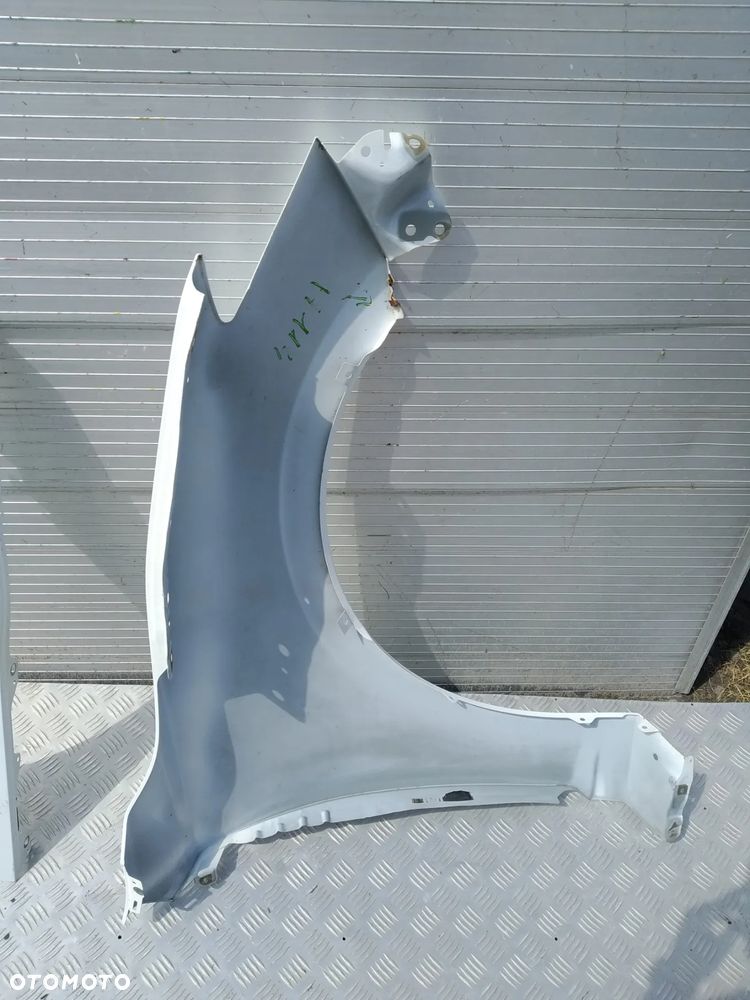 E756/F596/F564/B875/F750/H114/H564 LEWY BŁOTNIK MAZDA 3 III 2013 - 2016 - 18