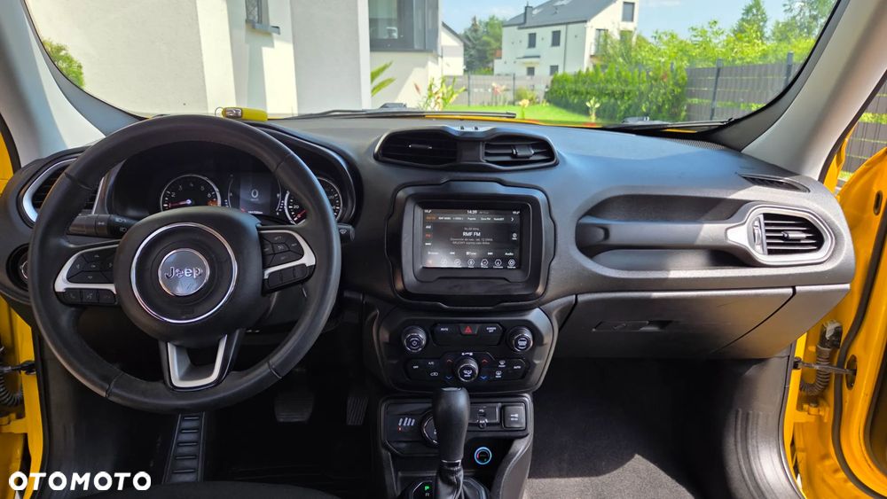 Jeep Renegade - 10