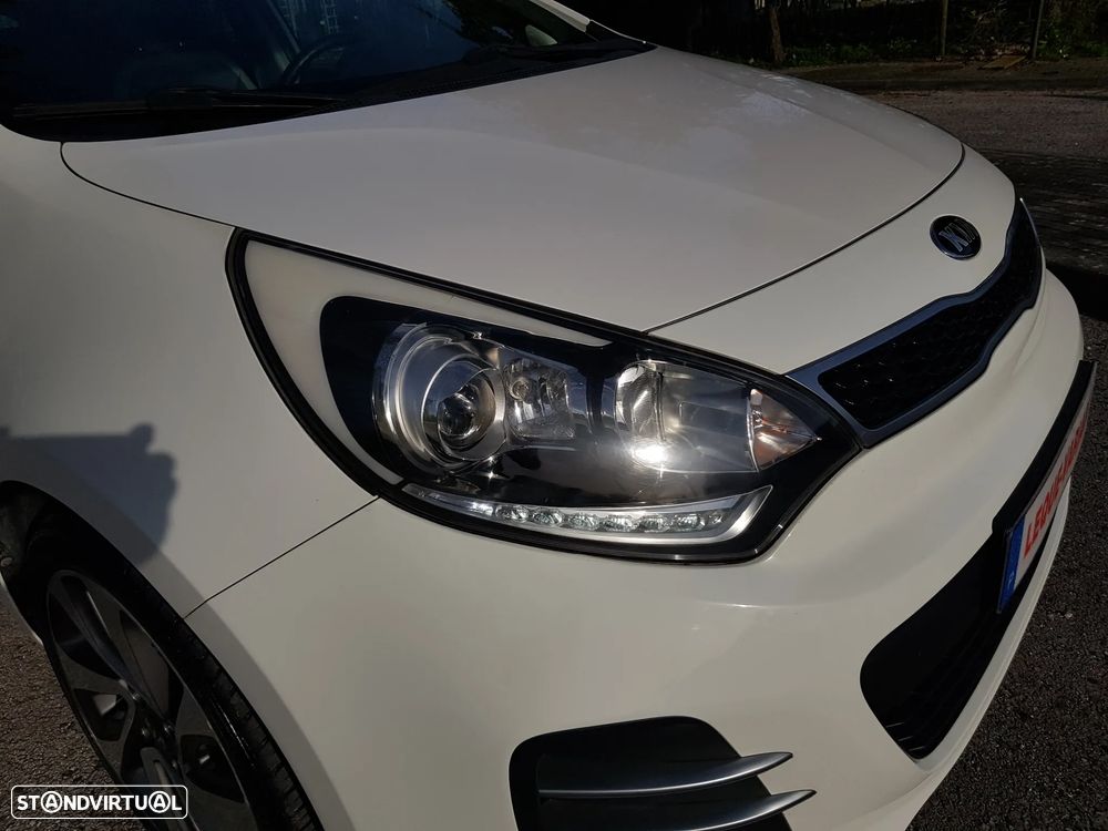Kia Rio 1.1 CRDi TX Prime - 28