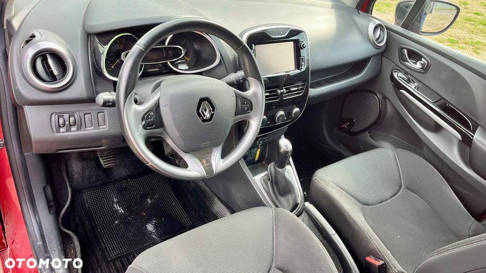 Renault Clio 1.2 16V Life - 9
