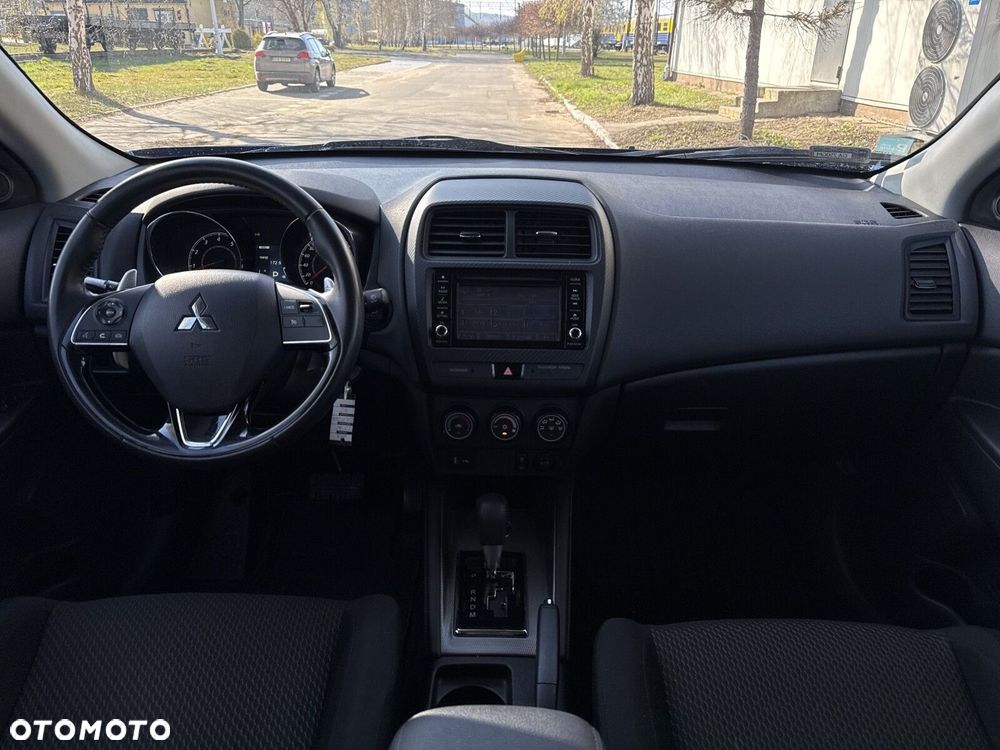 Mitsubishi ASX - 9