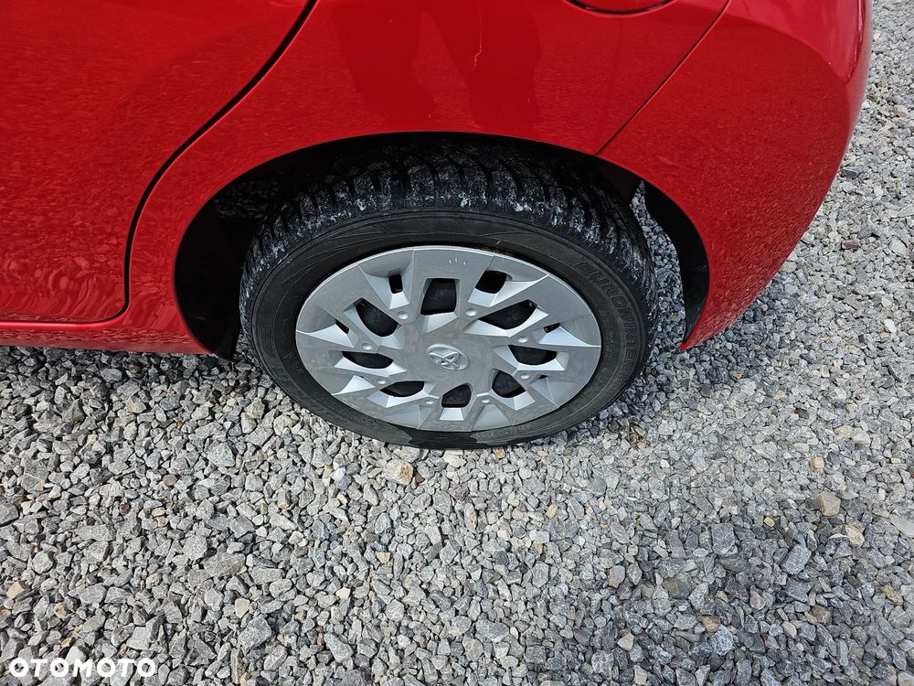Toyota Aygo x-play - 26