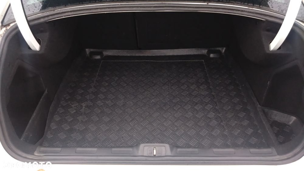 Citroën C5 2.0 HDi Exclusive - 10