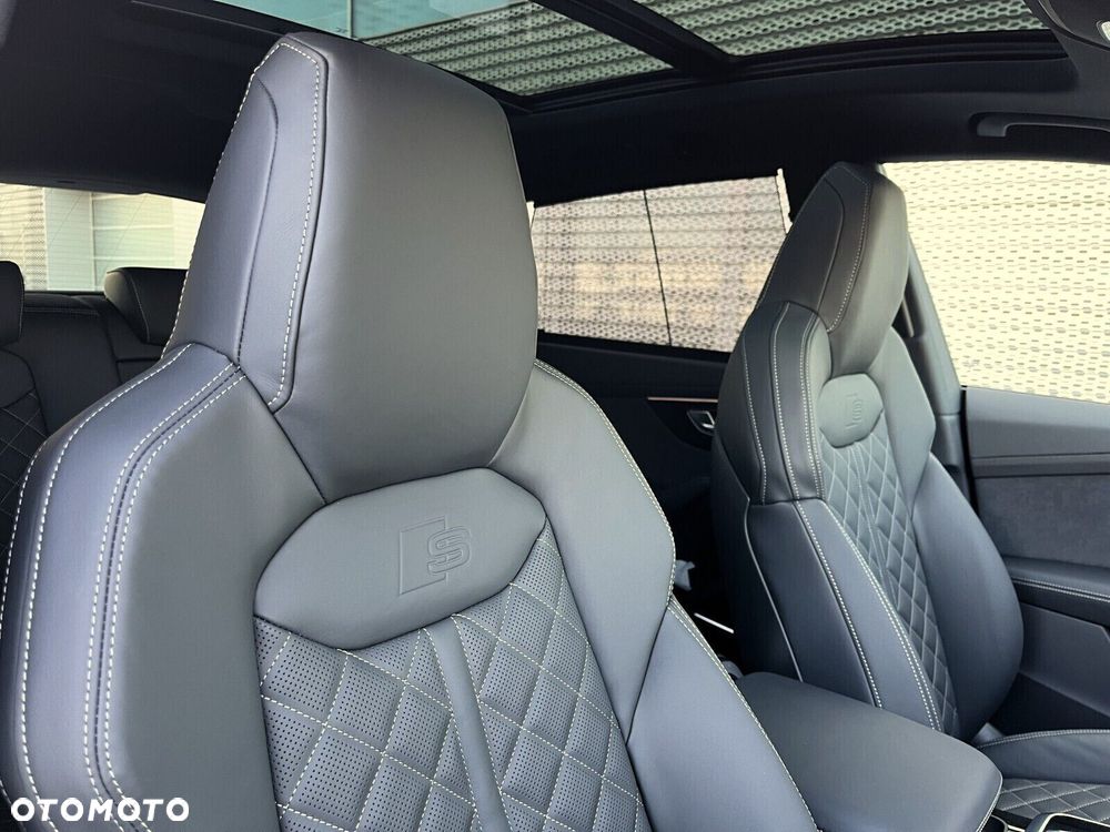 Audi Q8 - 25
