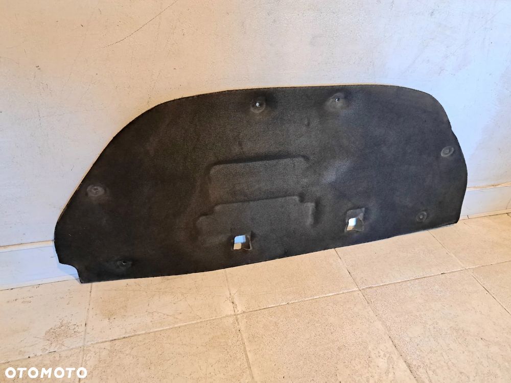 Wygłuszenie maski Yaris 1.99-05r. - 1