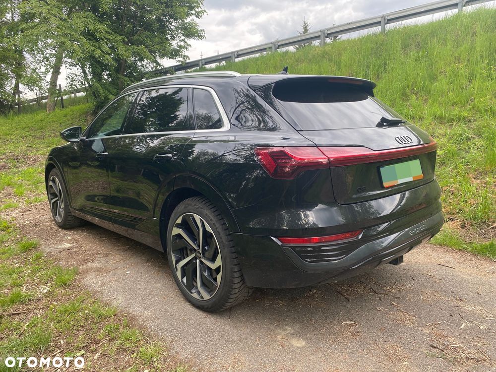 Audi Q8 - 4