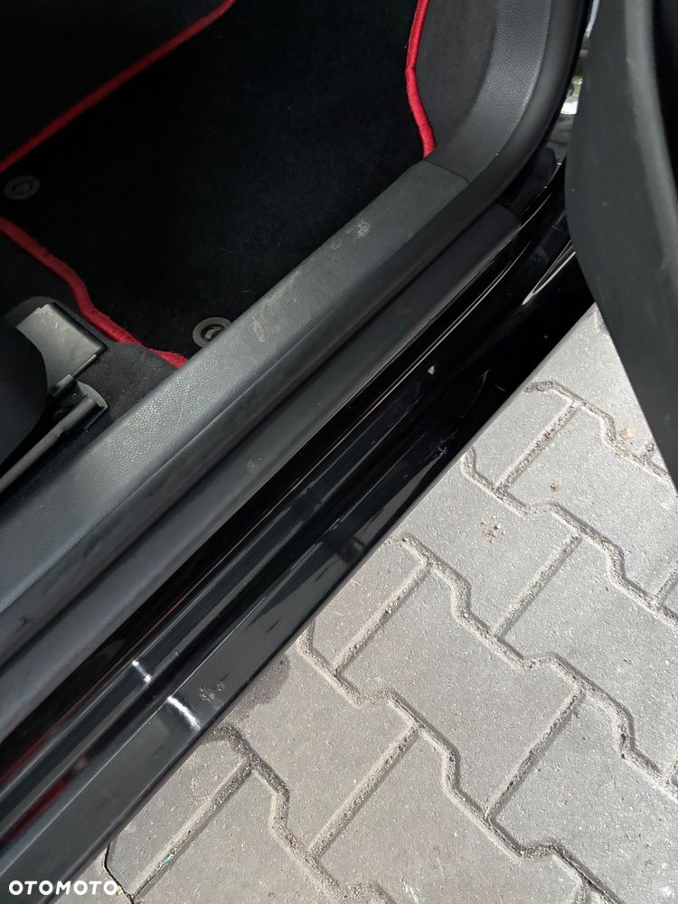 Volkswagen Golf - 9