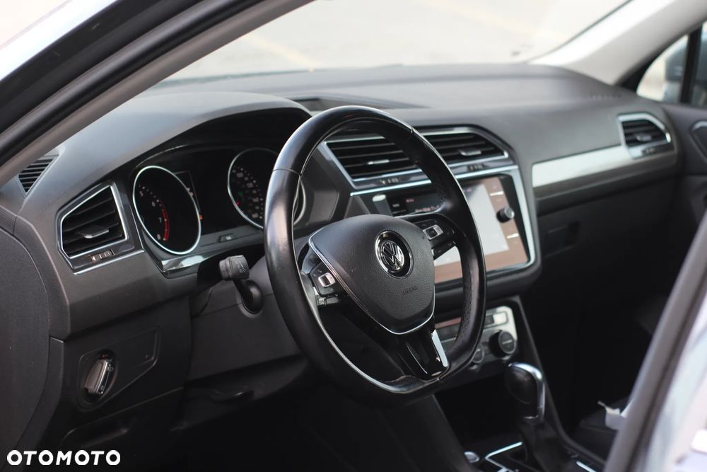 Volkswagen Tiguan Allspace 2.0 TSI 4Motion DSG Comfortline - 19