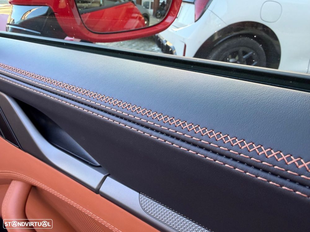 Porsche 911 (992) Carrera - 5