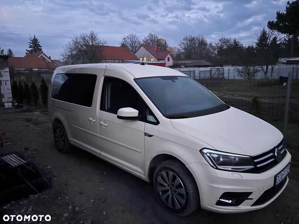 Volkswagen Caddy Maxi 2.0 TDI Highline DSG - 2