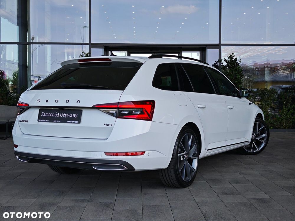 Skoda Superb 2.0 TDI SCR 4x4 Sportline DSG - 5
