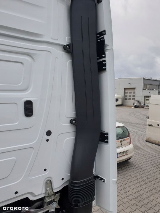spojlery spoilery owiewki kabiny mercedes-benz actros big space mp5 - 8