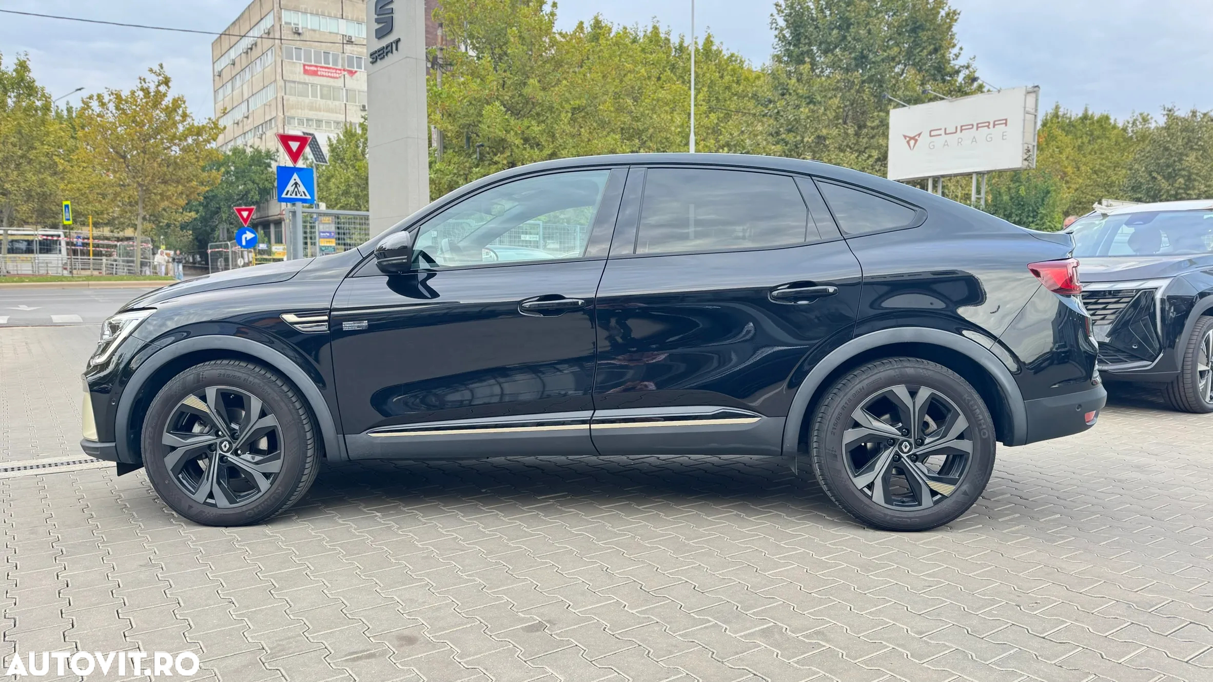 Renault Arkana E-TECH 145 Evolution - 16