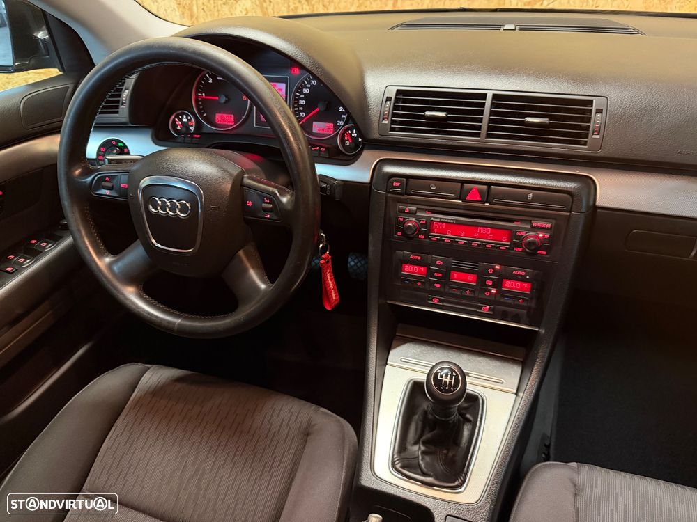 Audi A4 Avant 2.0 TDi Sport - 16
