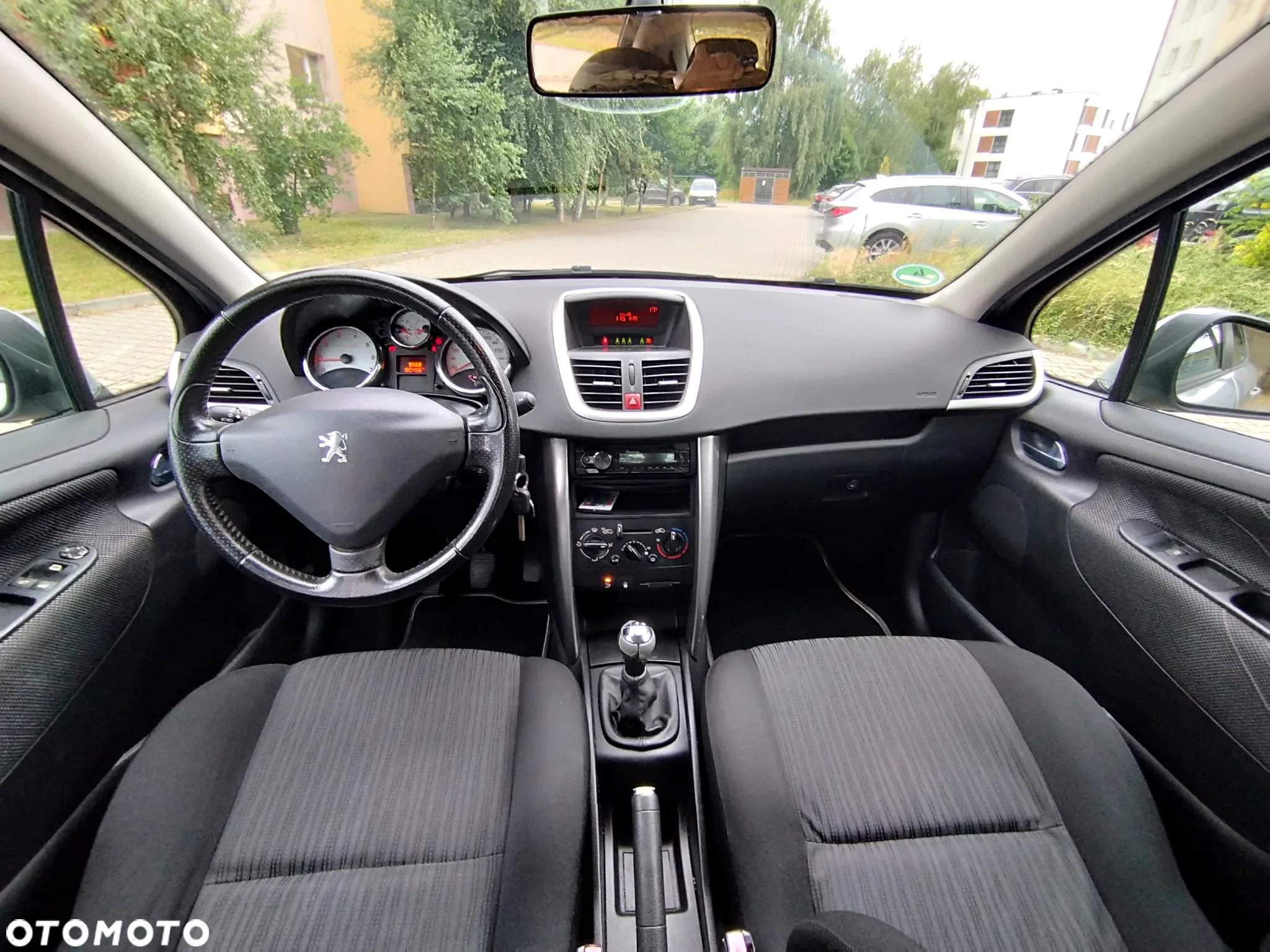Peugeot 207 - 7
