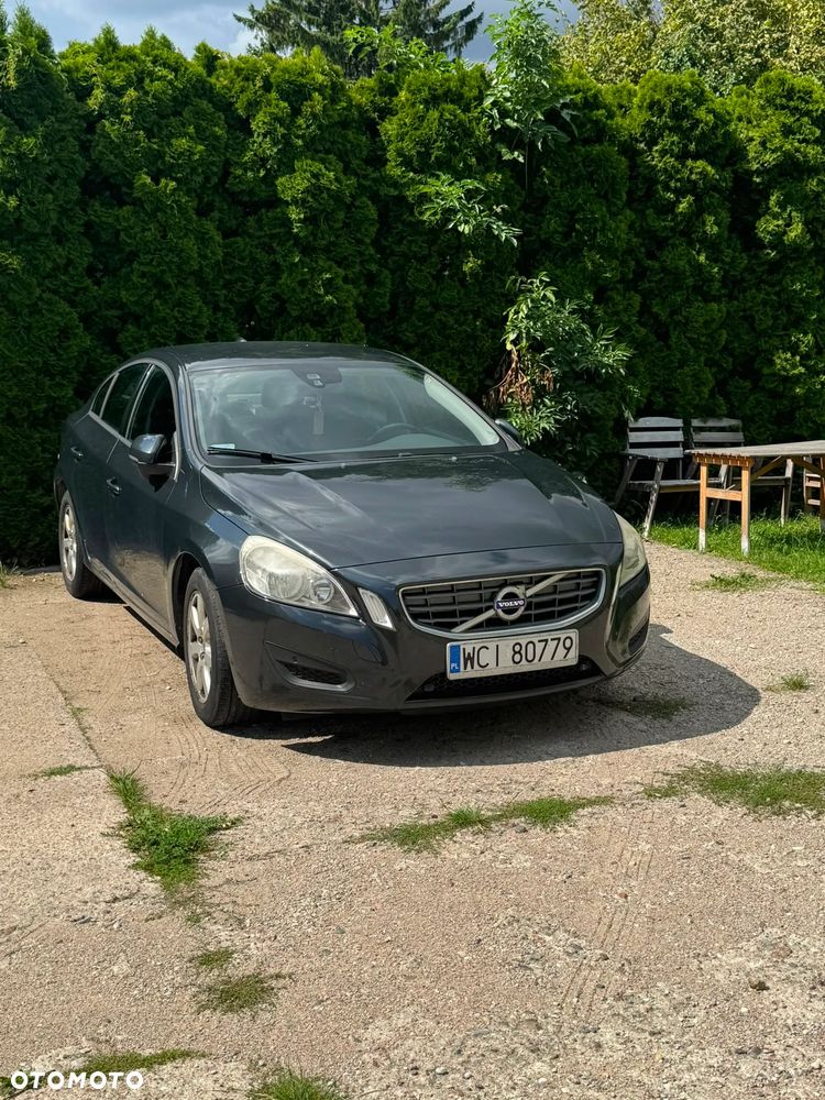 Volvo S60 - 1