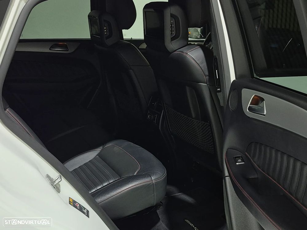 Mercedes-Benz GLE 350 d 4Matic 9G-TRONIC AMG Line - 25