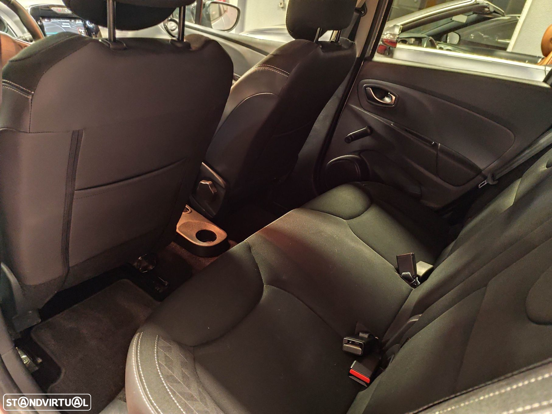 Renault Clio Sport Tourer 0.9 TCe Limited - 27