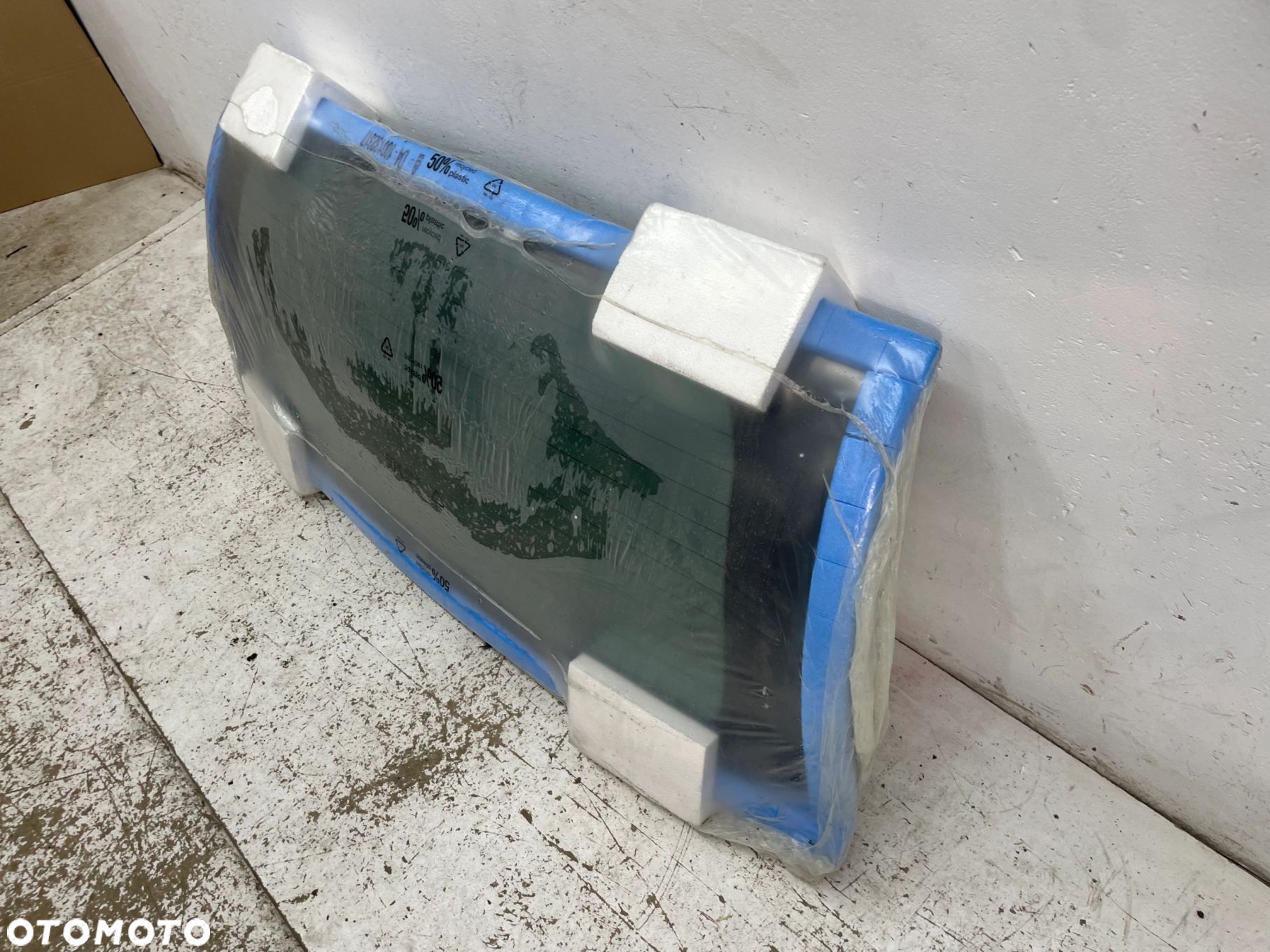 SZYBA KLAPY BAGAŻNIKA CITROEN C3 PICASSO NOWA - 3