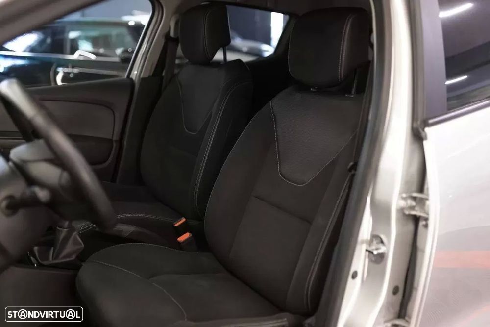 Renault Clio 1.5 Blue dCi Limited - 15