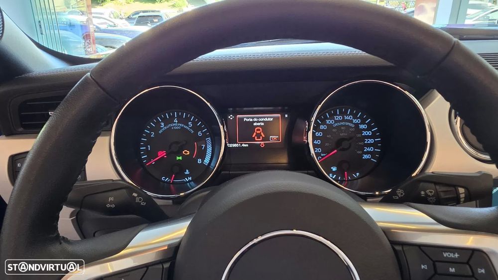 Ford Mustang Cabrio 2.3 Eco Boost - 45
