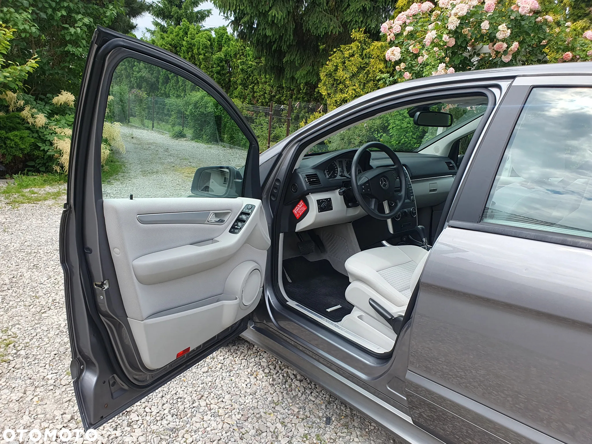 Mercedes-Benz Klasa B 180 Autotronic SPORT EDITION - 9