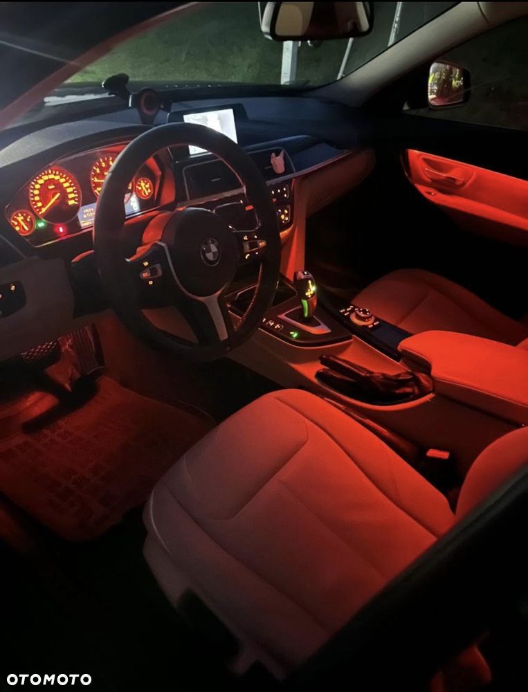 BMW Seria 3 318i - 7