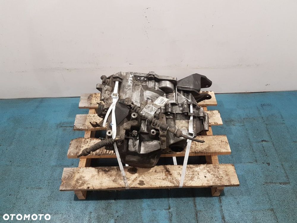 VOLVO V40 SKRZYNIA BIEGÓW MANUALNA M56 - 4