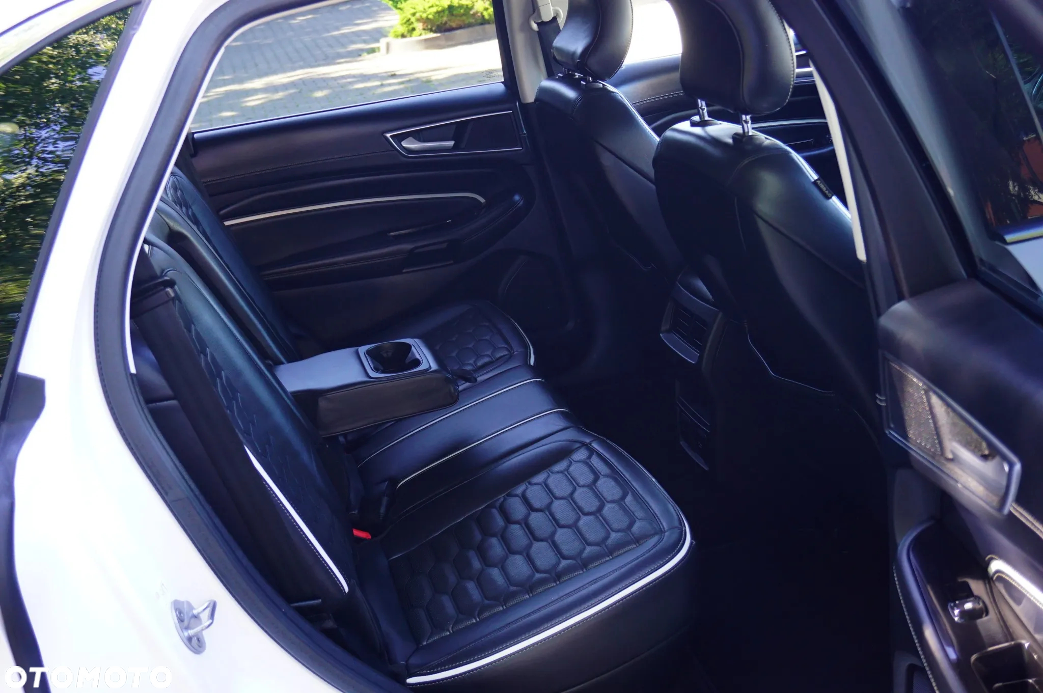 Ford Edge 2.0 TDCi Bi-Turbo 4x4 Vignale - 25