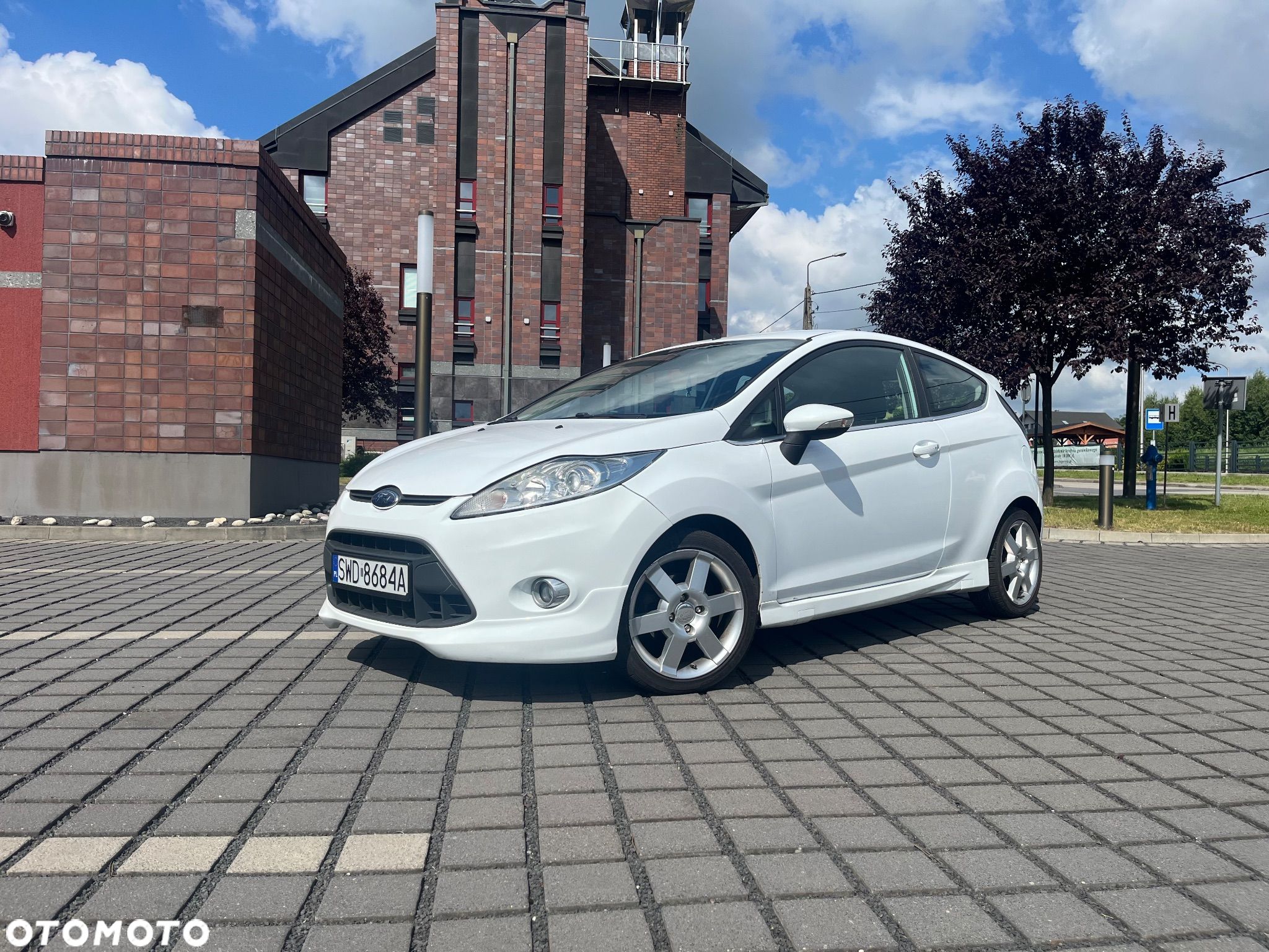 Ford Fiesta 1.25 Ambiente - 1