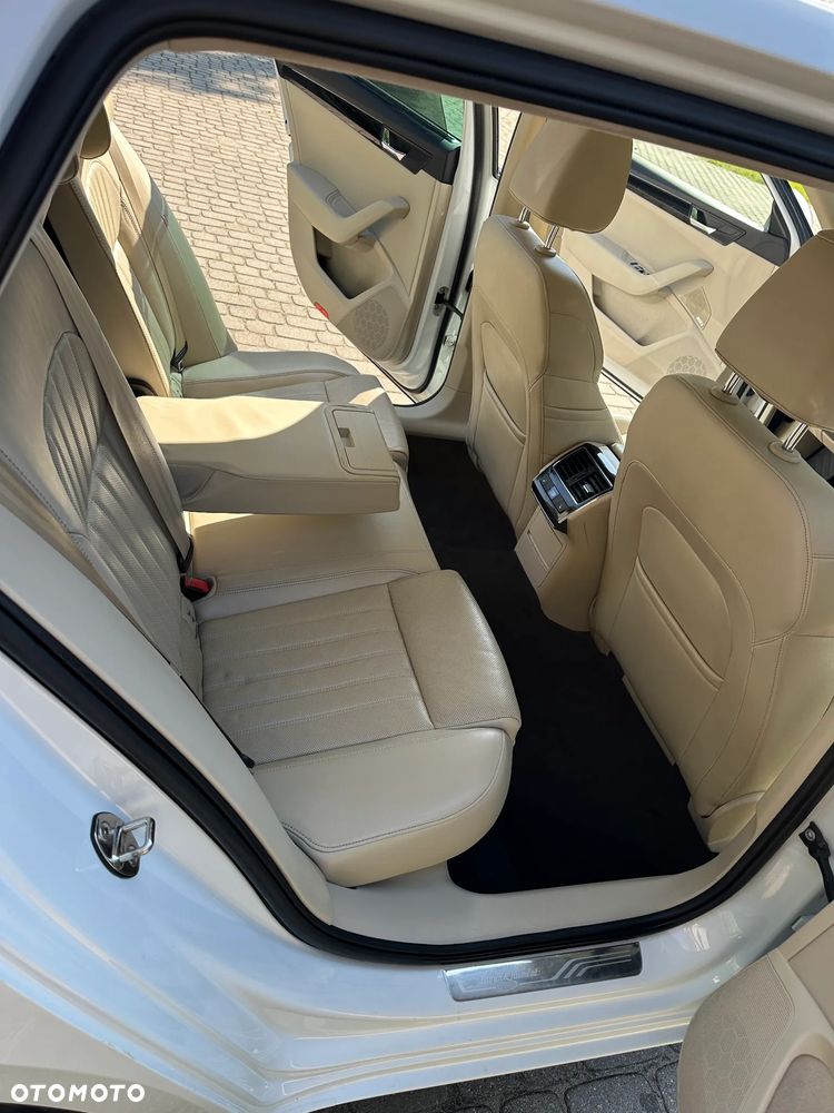 Skoda Superb 2.0 TDI 4x4 L&K DSG - 14