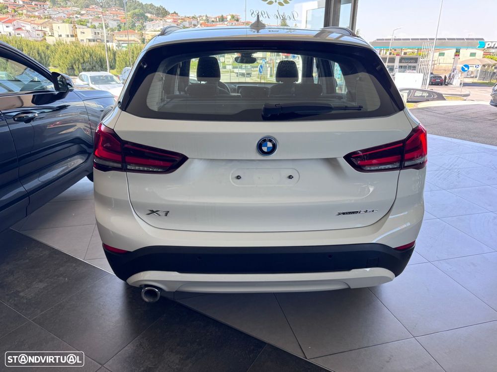 BMW X1 xDrive25e Advantage - 9